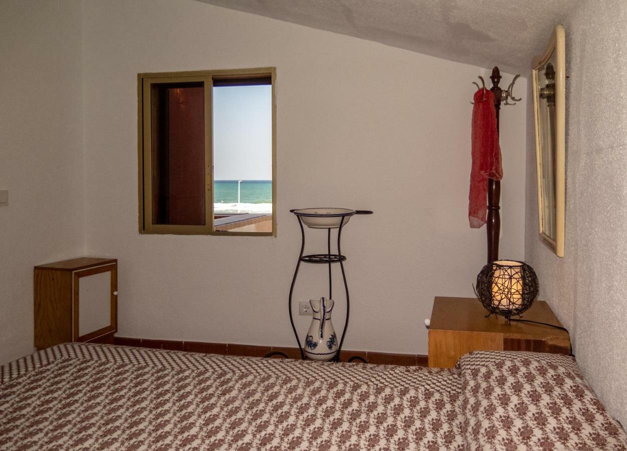 Вілла Chalet Geraneos 3 Торрев'єха Екстер'єр фото