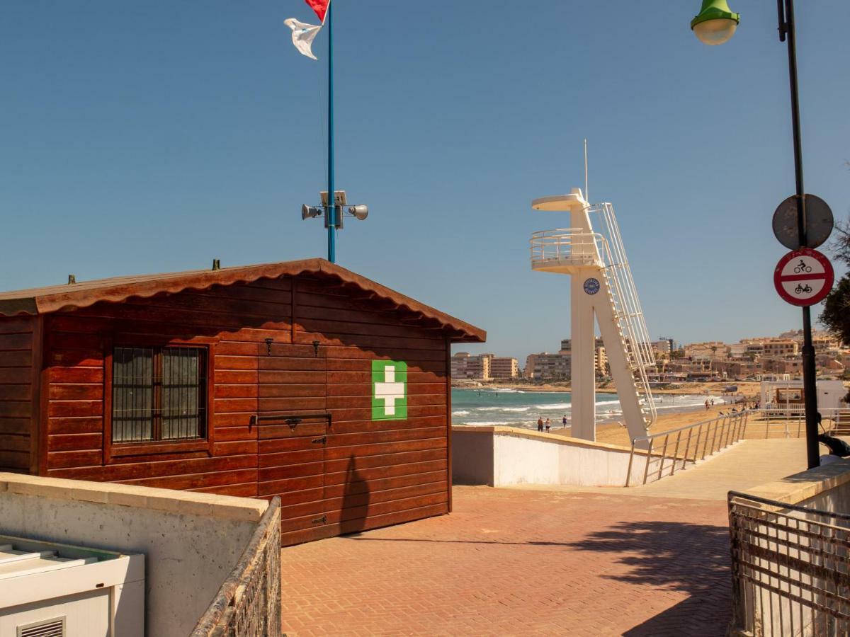 Вілла Chalet Geraneos 3 Торрев'єха Екстер'єр фото